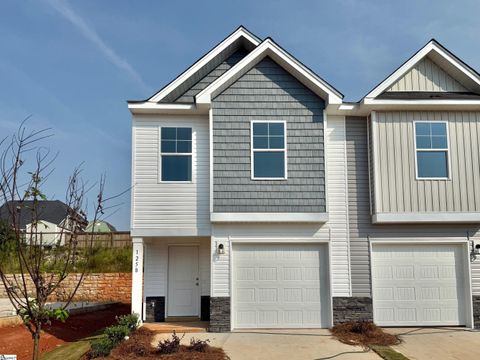 Photo of 1258 Forestbrook Lane, Spartanburg, SC 29303 (MLS # 1571417)