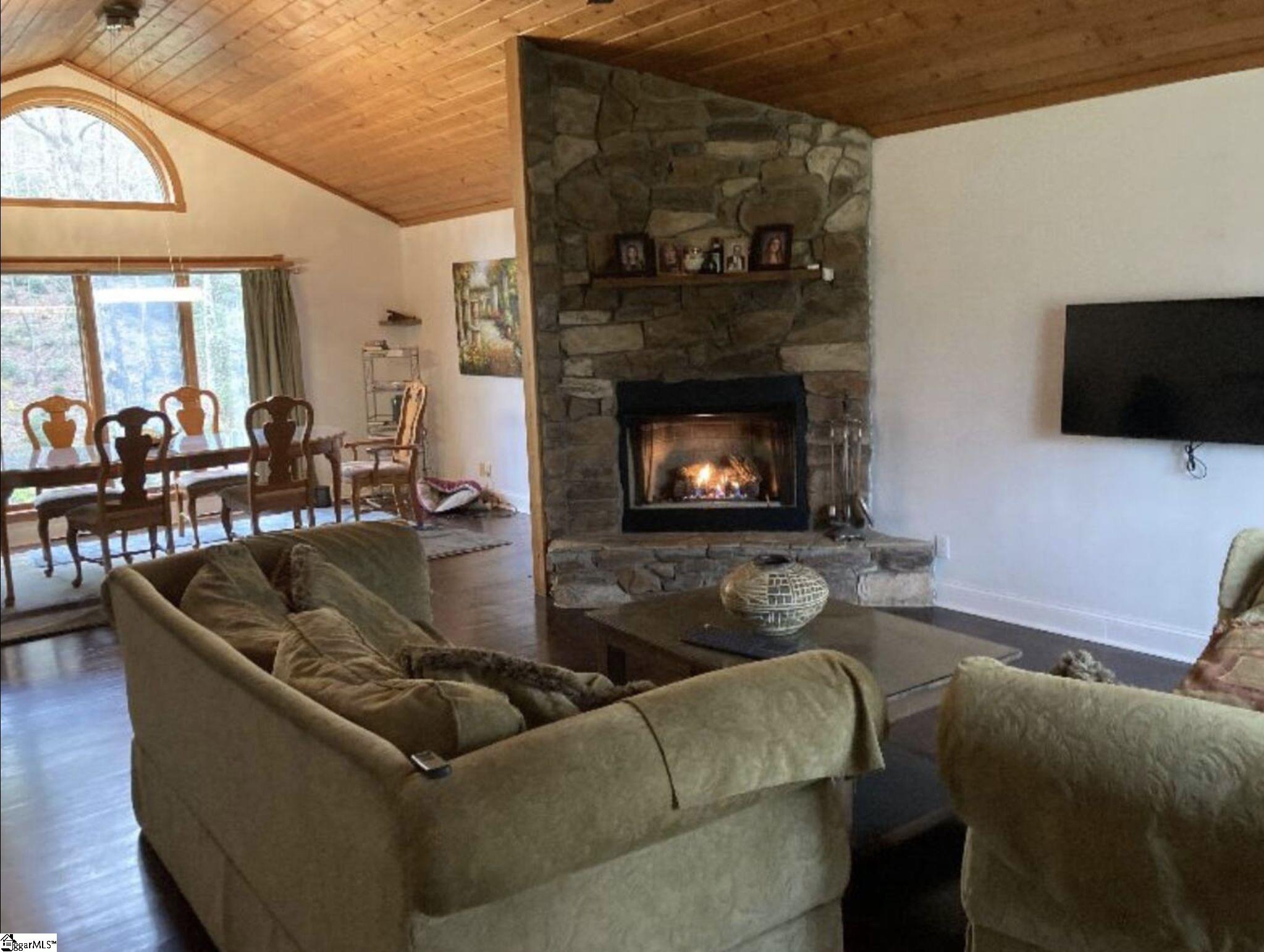 300 Castle Creek Drive