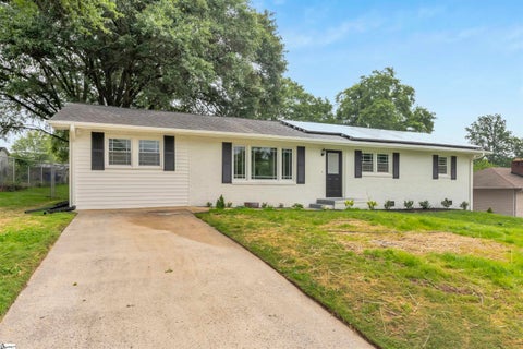 Photo of 103 Longwood Drive, Taylors, SC 29687 (MLS # 1603463)
