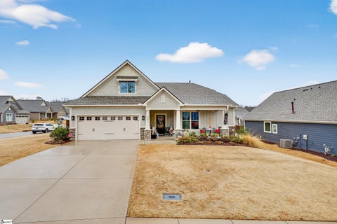 Photo of 501 Wynstone Place, Greenville, SC 29607 (MLS # 1606322)