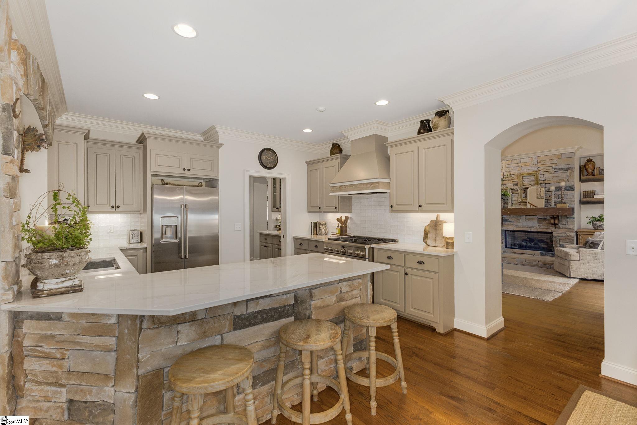 Greer, South Carolina 29651, United States, 4 Bedrooms Bedrooms, ,5 BathroomsBathrooms,Residential,Contingent,118709