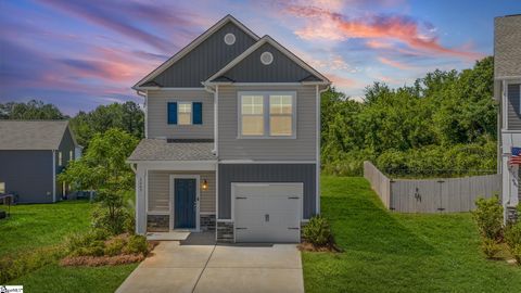 Photo of 2005 Silverwalk Court, Duncan, SC 29334 (MLS # 1591991)