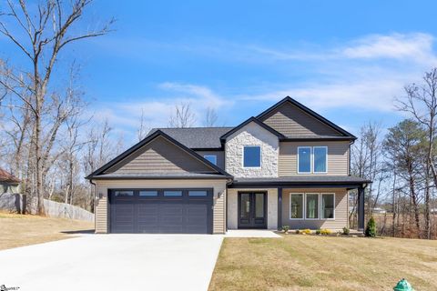 27 Barnett Valley Court Travelers Rest SC 29690