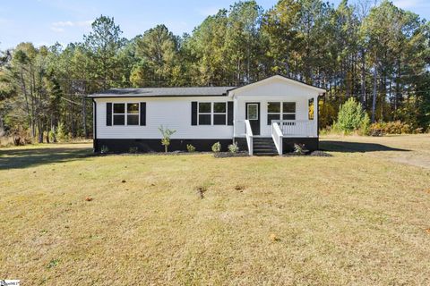 Photo of 1931 James Cox Road, Belton, SC 29627 (MLS # 1574288)