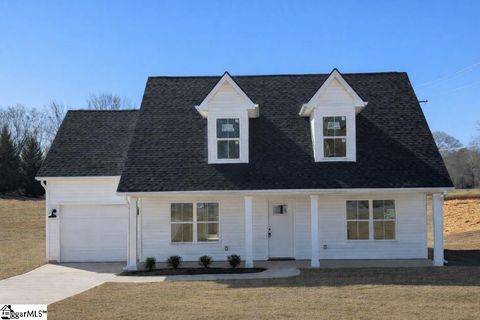 1861 Reid School Road Taylors SC 29687