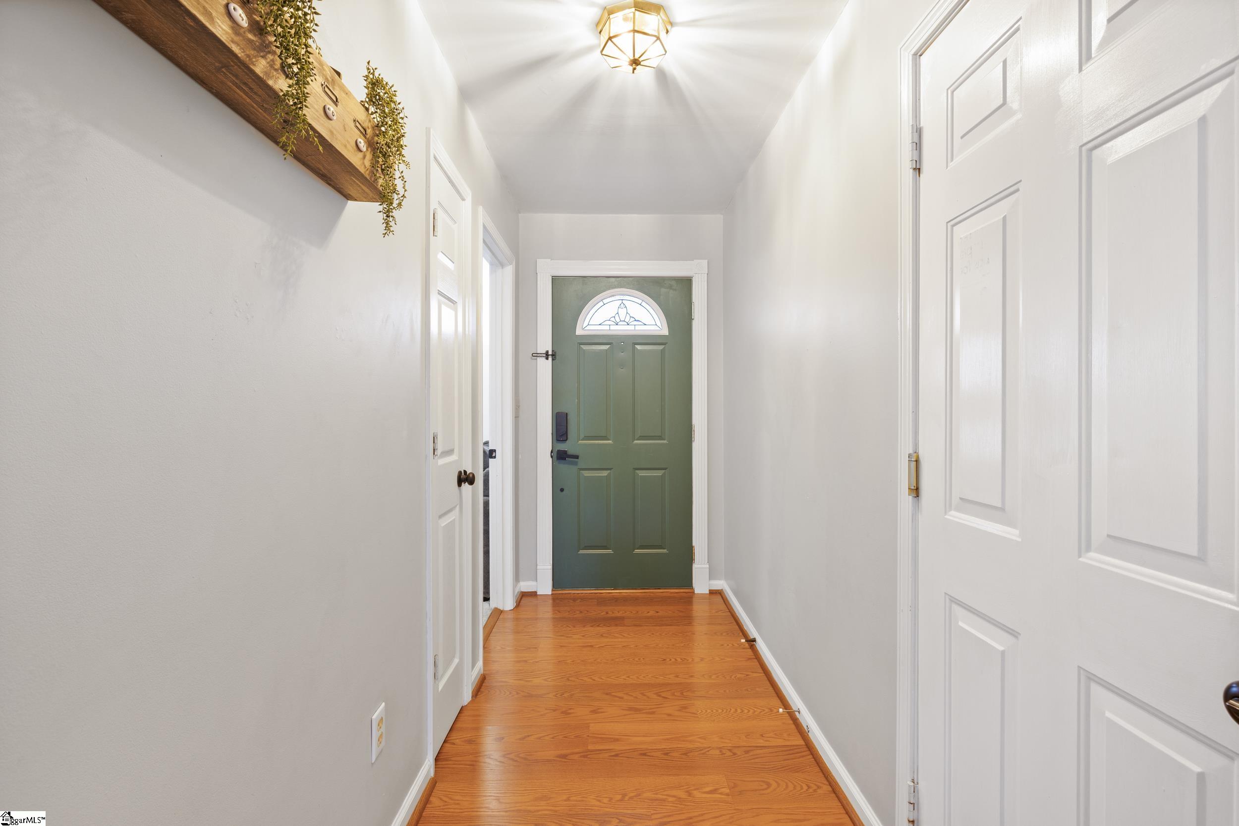 331 S Sandy Brook Way