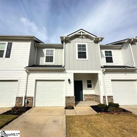 Photo of 916 Yarn Way, Greer, SC 29651 (MLS # 1586550)