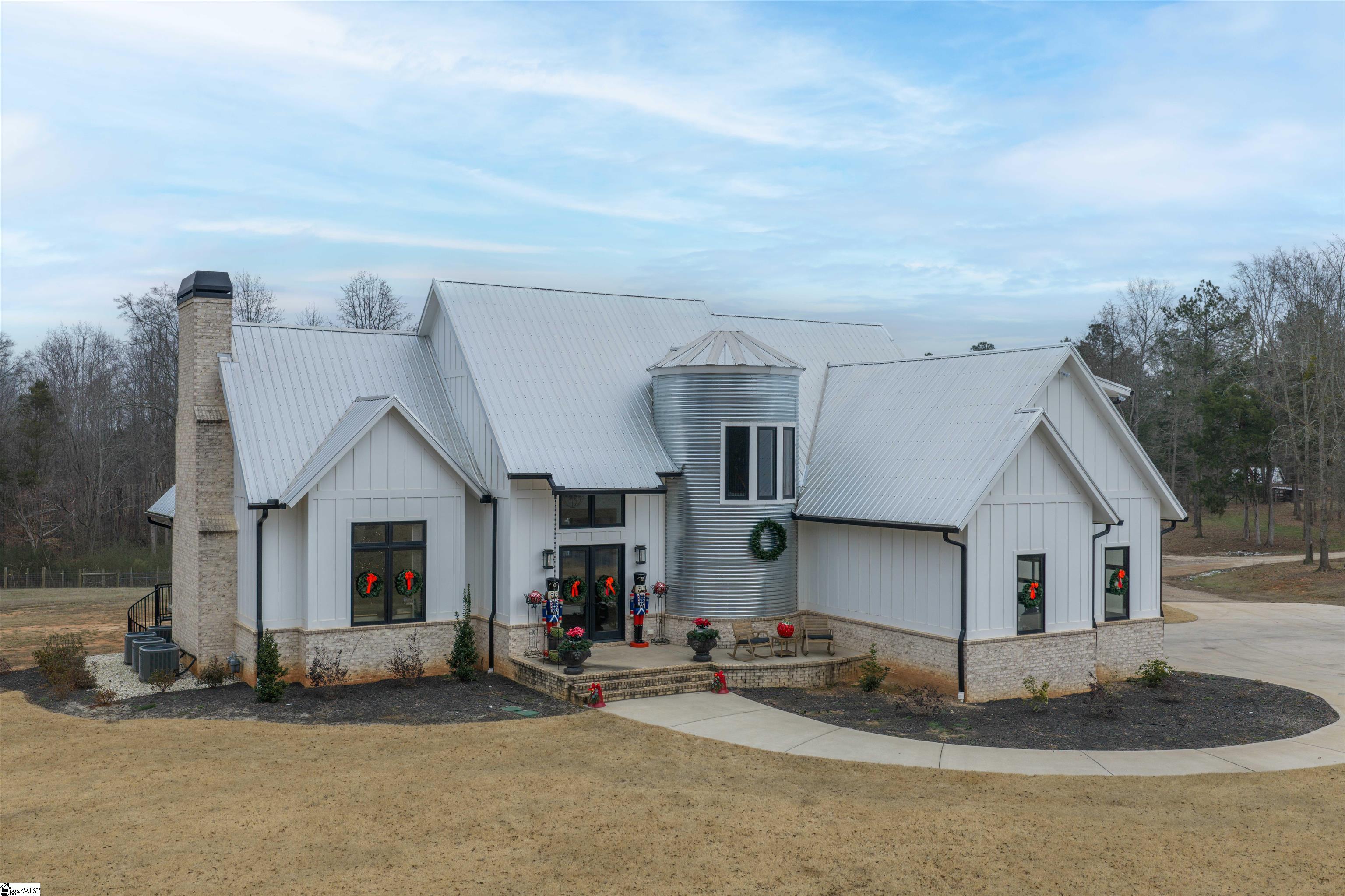 1425 S Harper Street