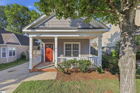 Photo of 201 Lincoln Street, Greenville, SC 29601 (MLS # 1600054)