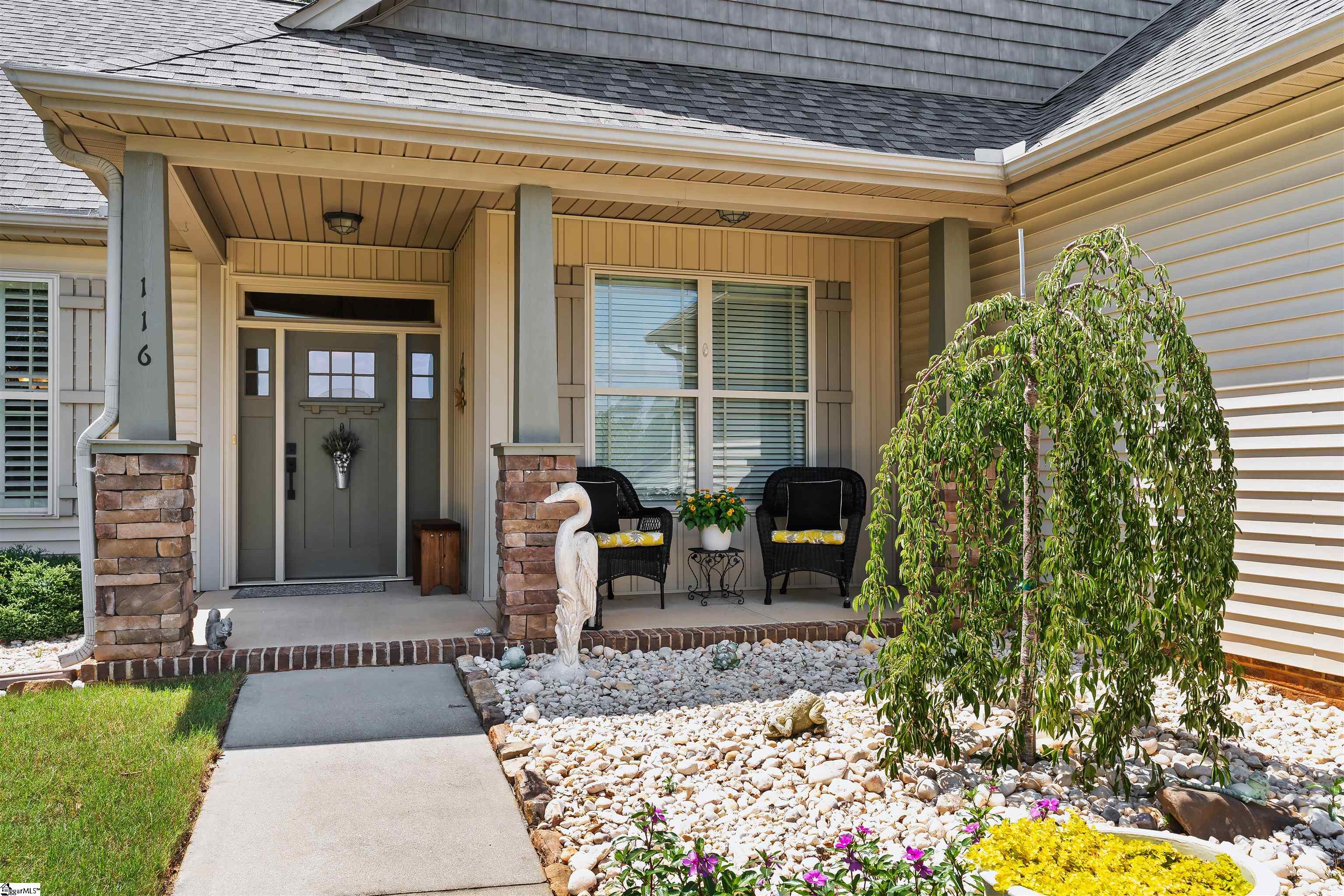 116 Colewood Place
