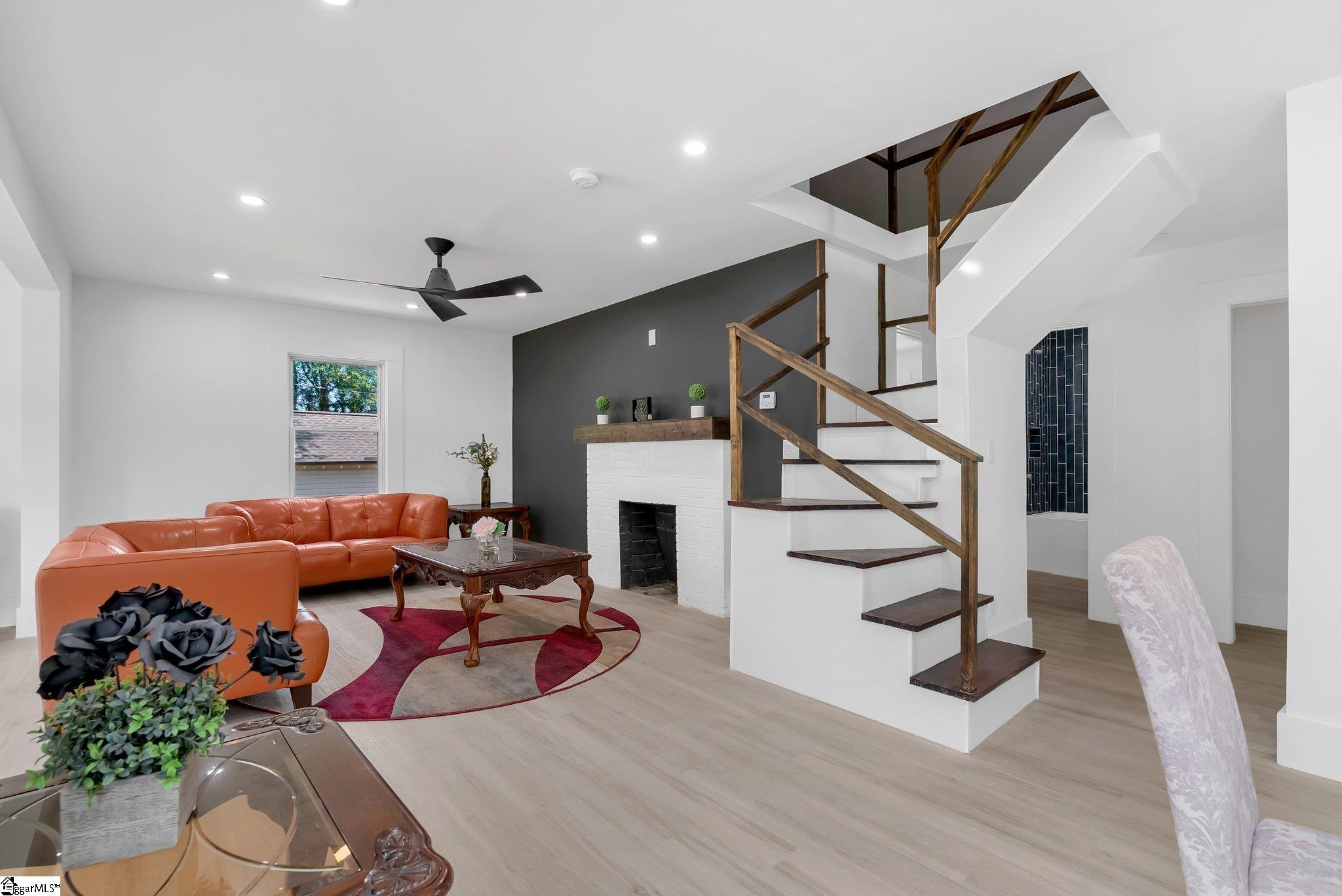 105 Monteith Circle