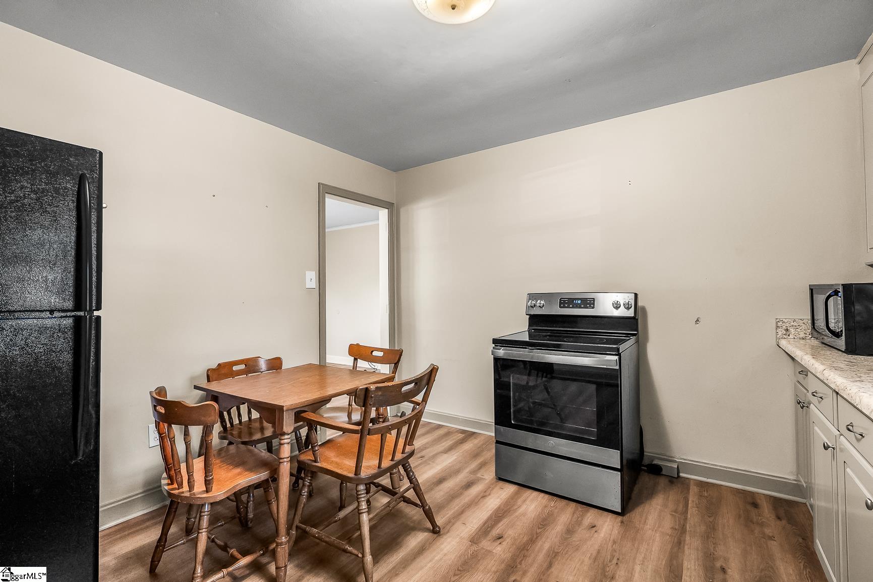 Anderson, South Carolina 29624, United States, 3 Bedrooms Bedrooms, ,2 BathroomsBathrooms,Residential,Contingent,208324