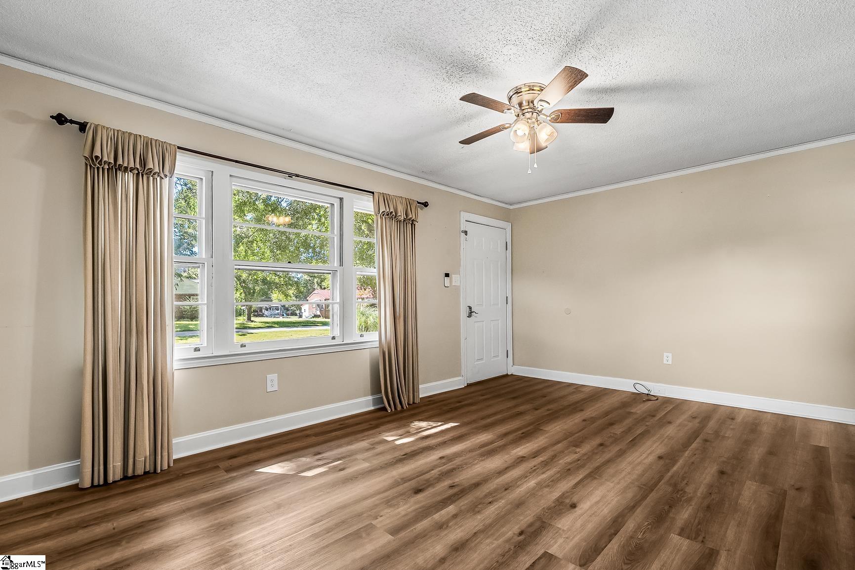 Anderson, South Carolina 29624, United States, 3 Bedrooms Bedrooms, ,2 BathroomsBathrooms,Residential,Contingent,208324