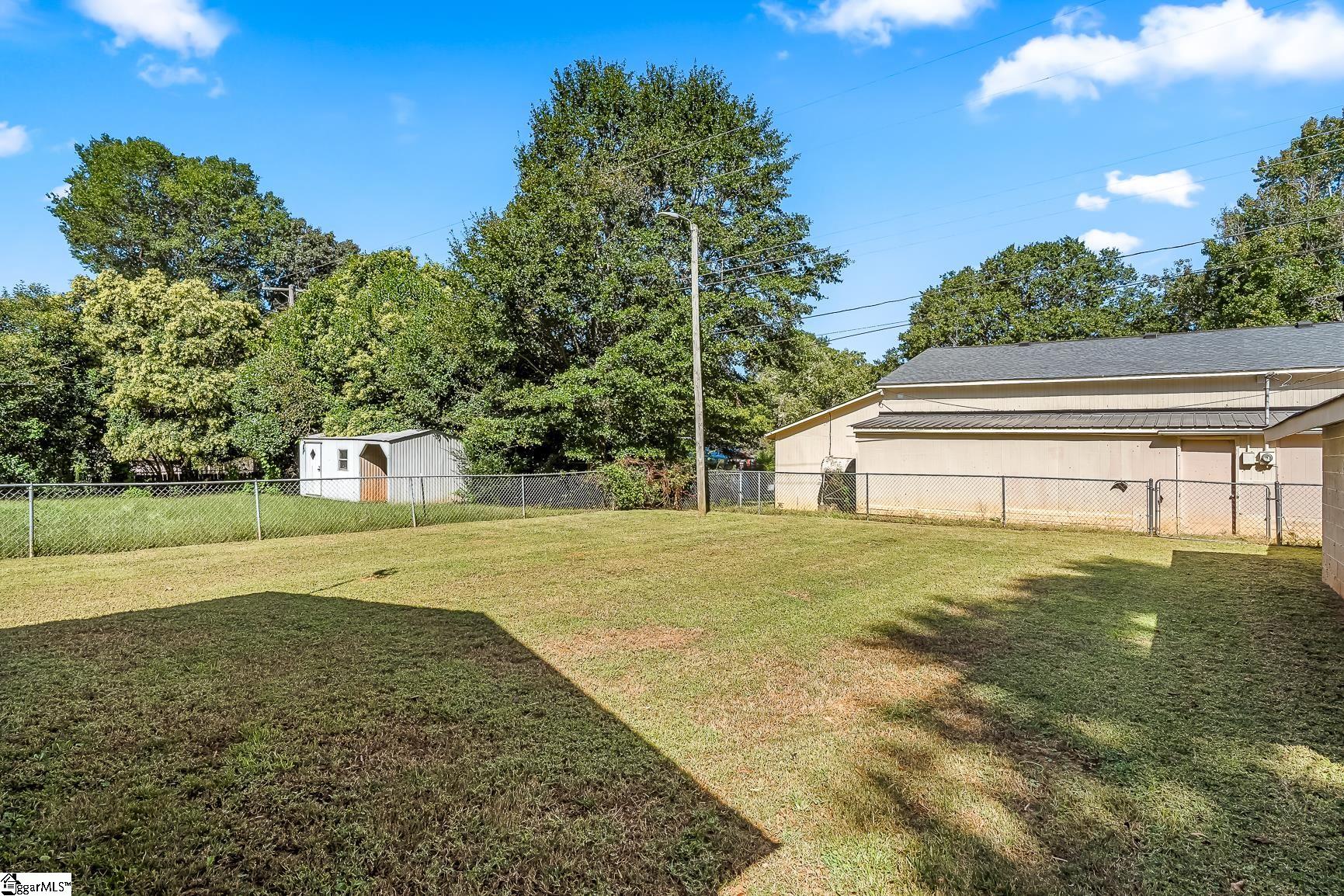 Anderson, South Carolina 29624, United States, 3 Bedrooms Bedrooms, ,2 BathroomsBathrooms,Residential,Contingent,208324