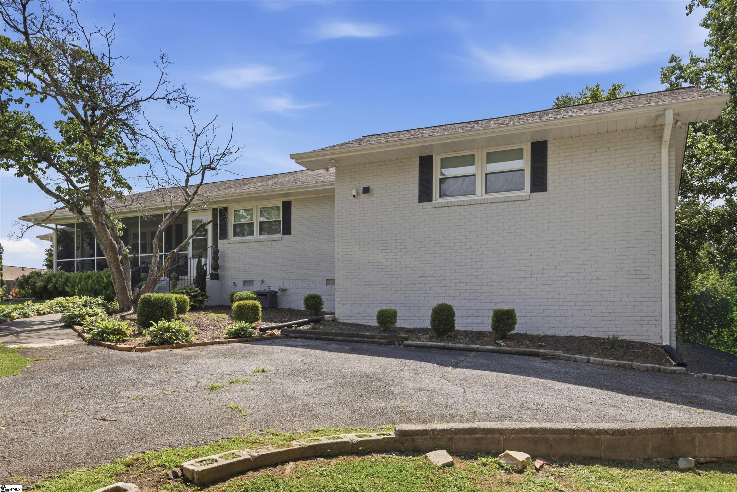 196 Raines Road