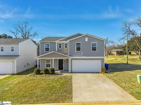 Photo of 216 Wayfair Lane, Wellford, SC 29385 (MLS # 1581136)