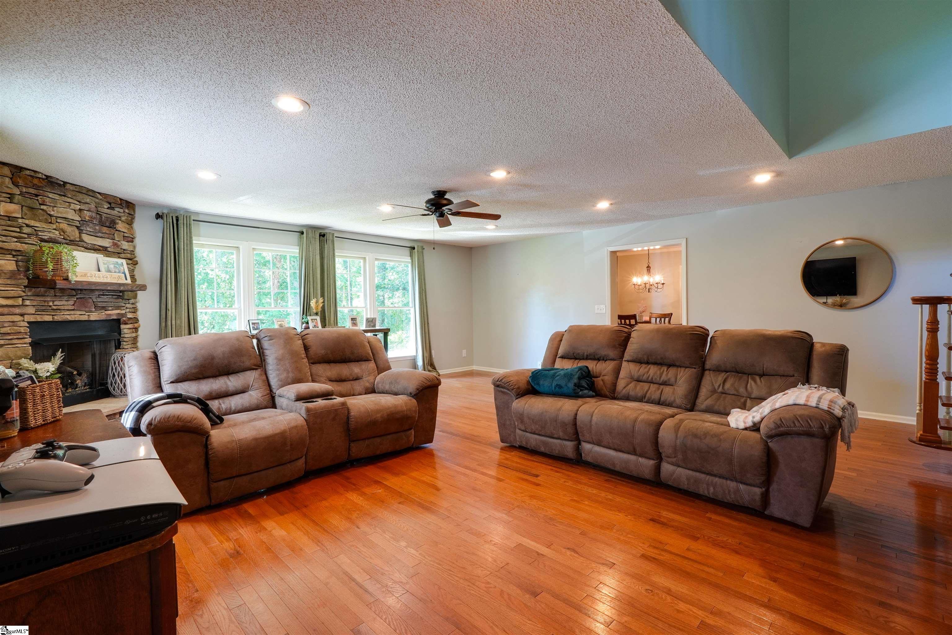 213 Quail Creek Drive