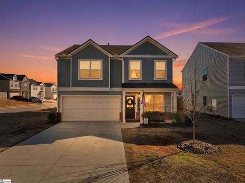 Photo of 12 Pendergast Road, Greenville, SC 29605 (MLS # 1579649)