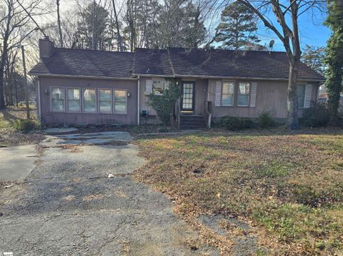 Photo of 4 Cardinal Drive, Taylors, SC 29687 (MLS # 1578987)