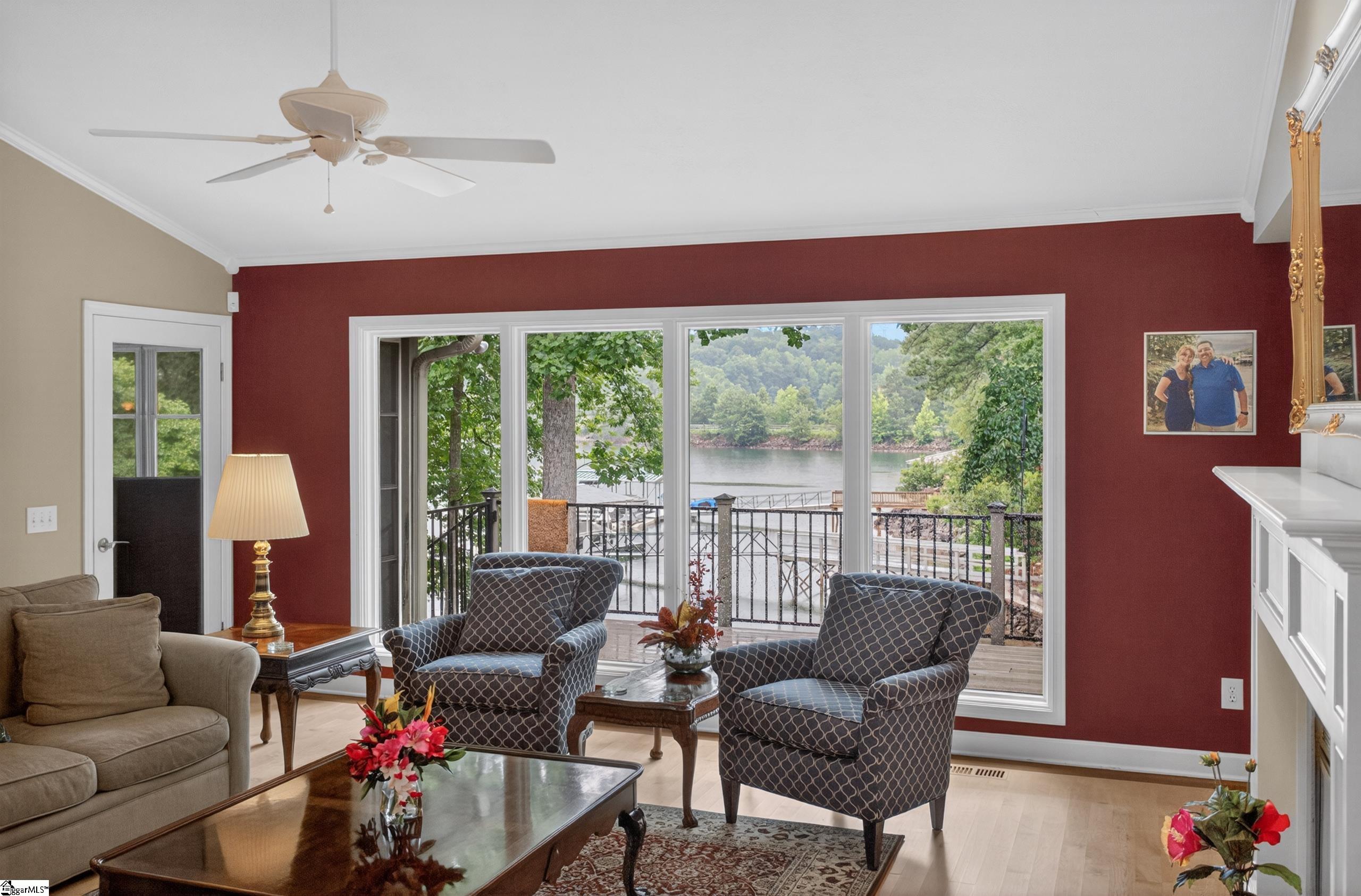 308 South Reach Lane