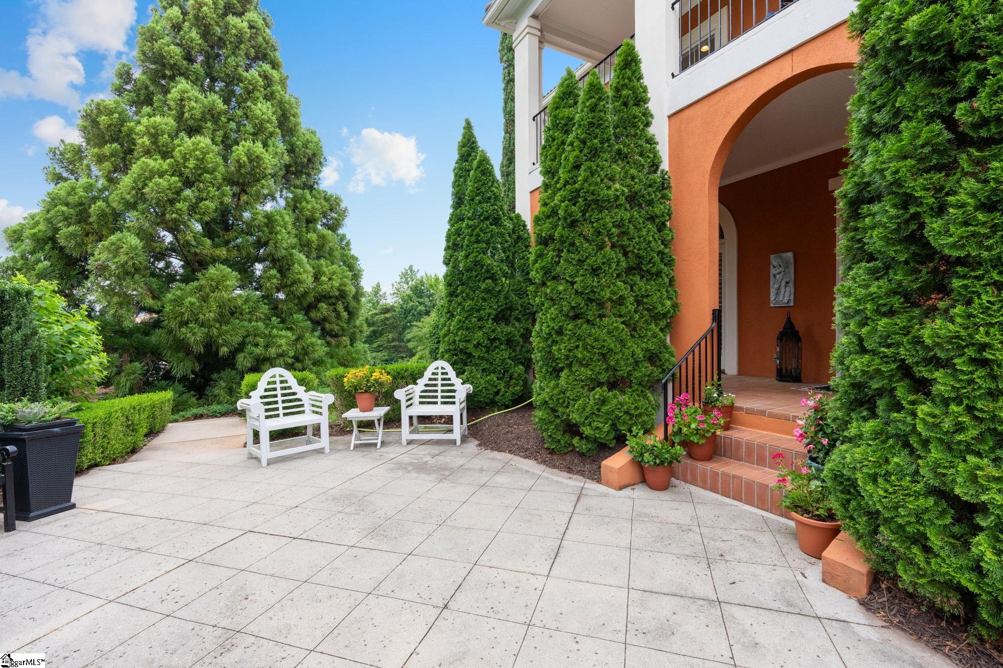 501 Villaggio Drive