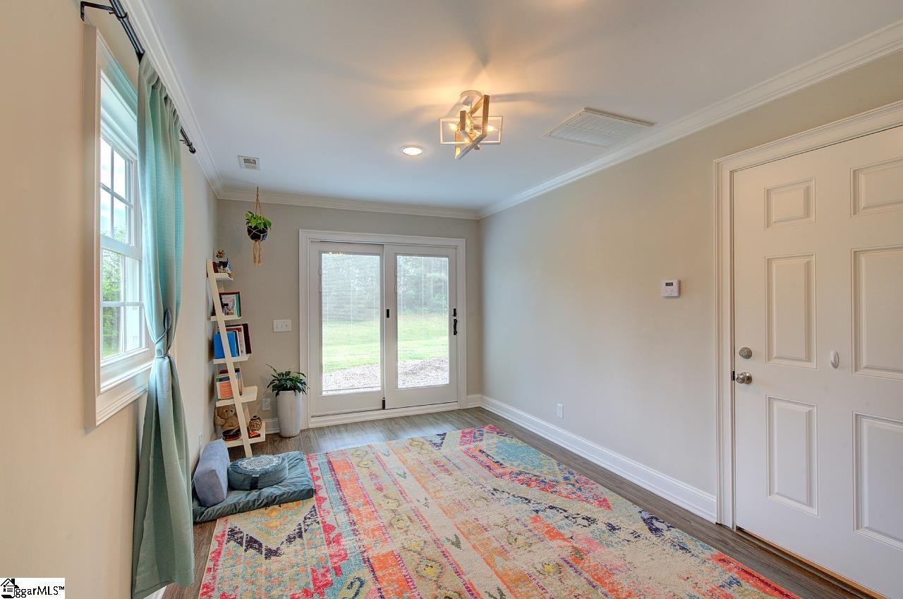 Fountain Inn, South Carolina 29644, United States, 4 Bedrooms Bedrooms, ,3 BathroomsBathrooms,Residential,Contingent,135720