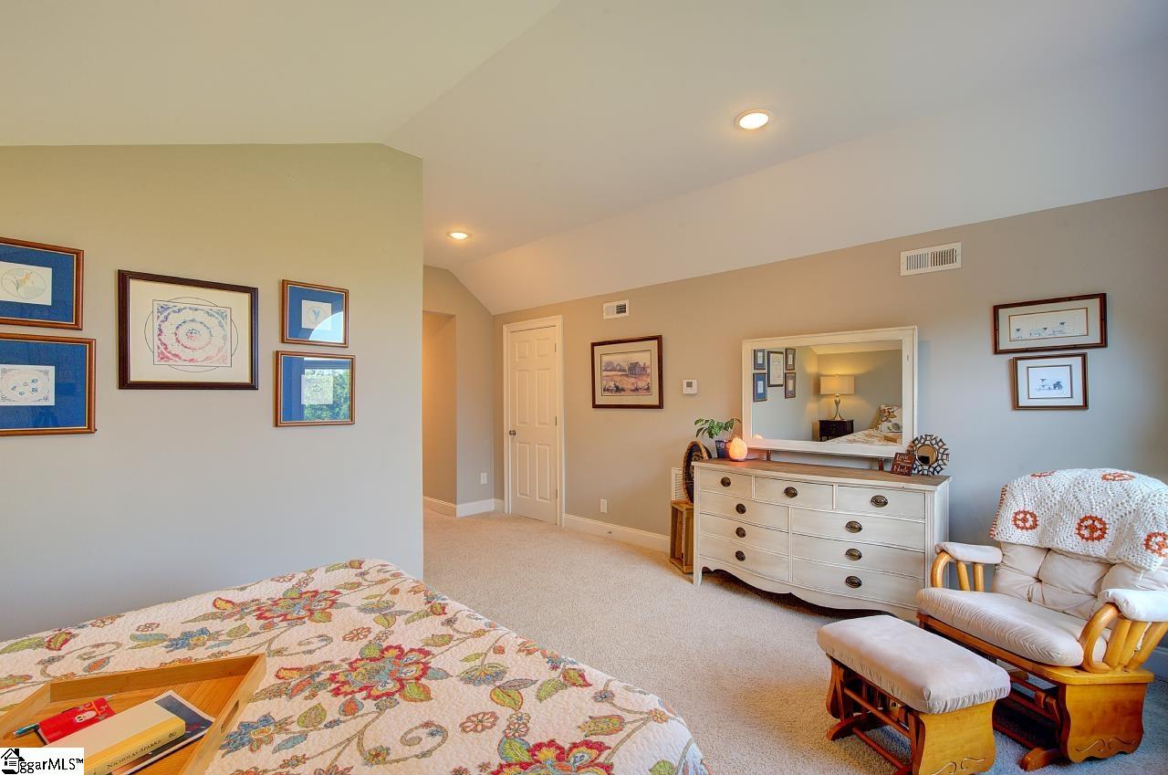 Fountain Inn, South Carolina 29644, United States, 4 Bedrooms Bedrooms, ,3 BathroomsBathrooms,Residential,Contingent,135720