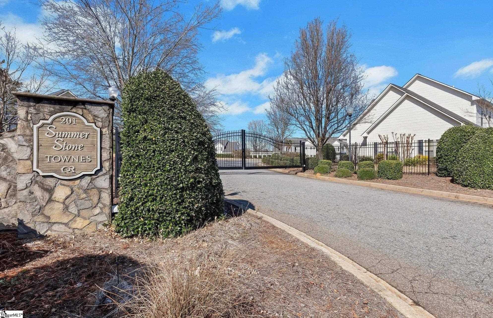 48 Ridgestone Circle