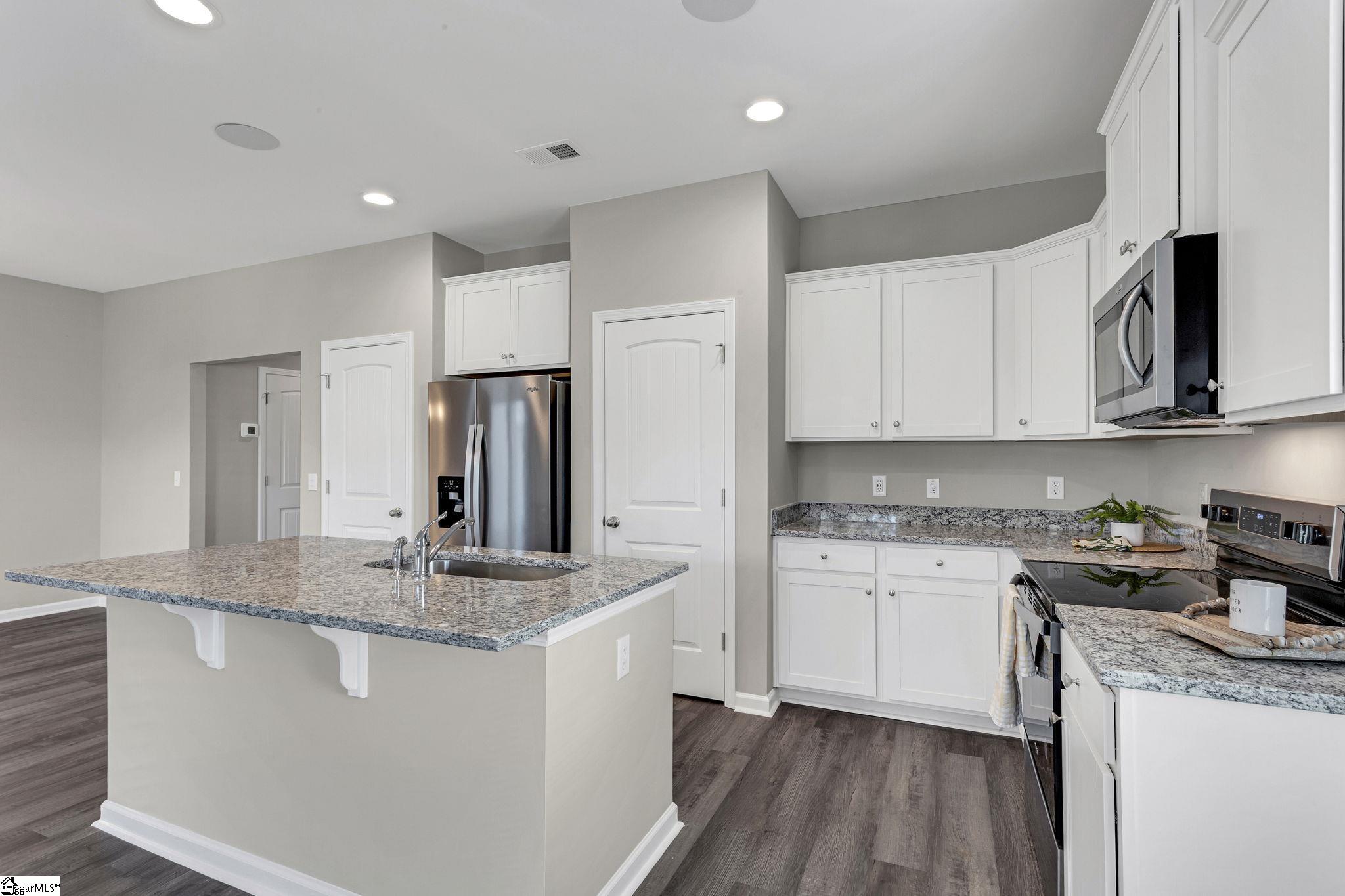 Duncan, South Carolina 29334, United States, 3 Bedrooms Bedrooms, ,3 BathroomsBathrooms,Residential,Active,229789