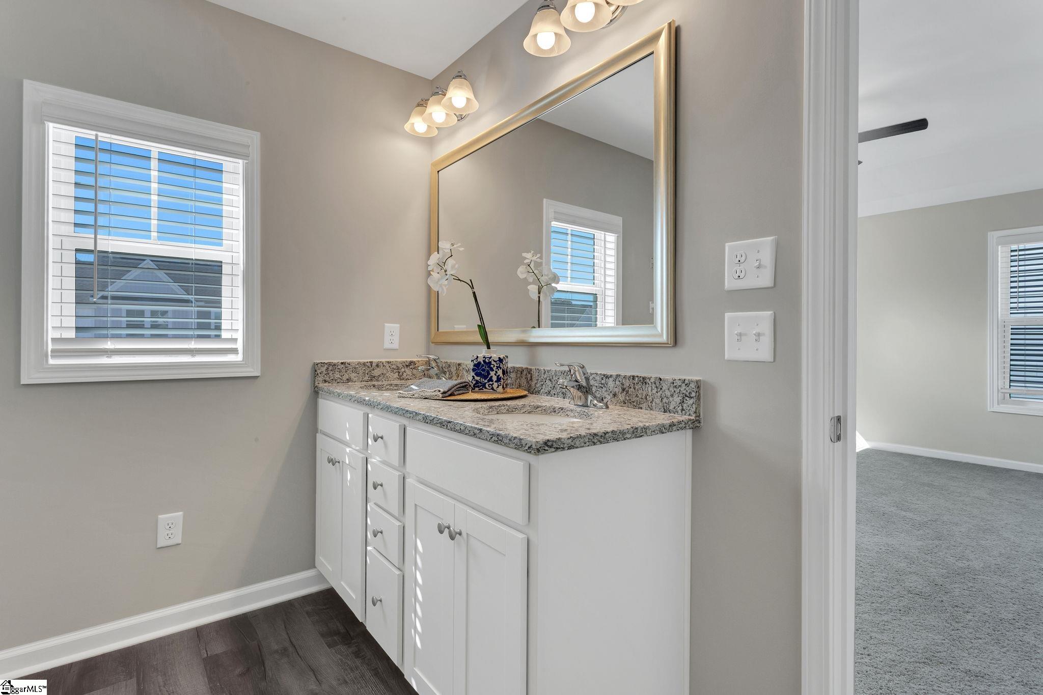 Duncan, South Carolina 29334, United States, 3 Bedrooms Bedrooms, ,3 BathroomsBathrooms,Residential,Active,229789