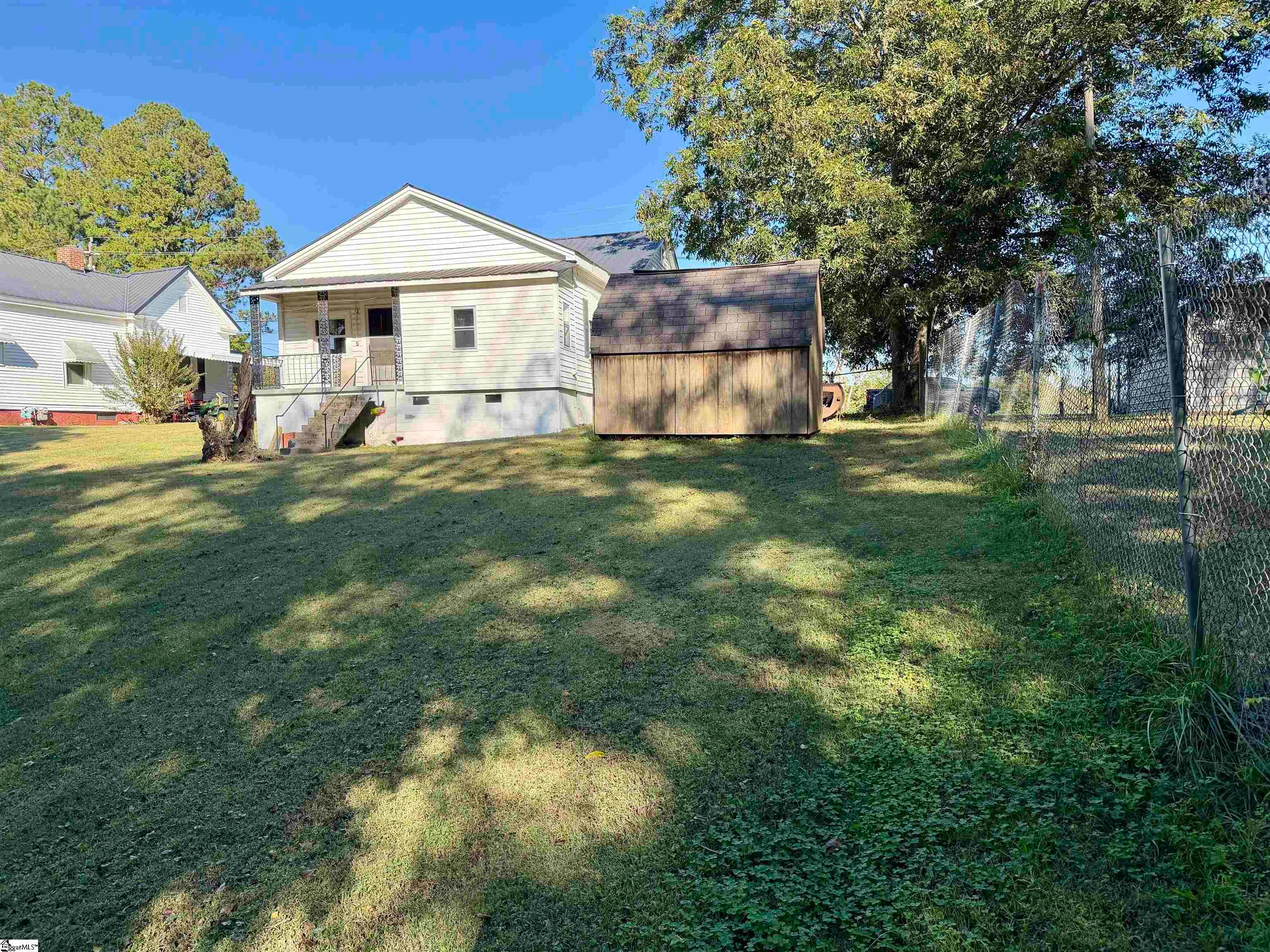 Real Estate Search 3 550 Leaman Avenue