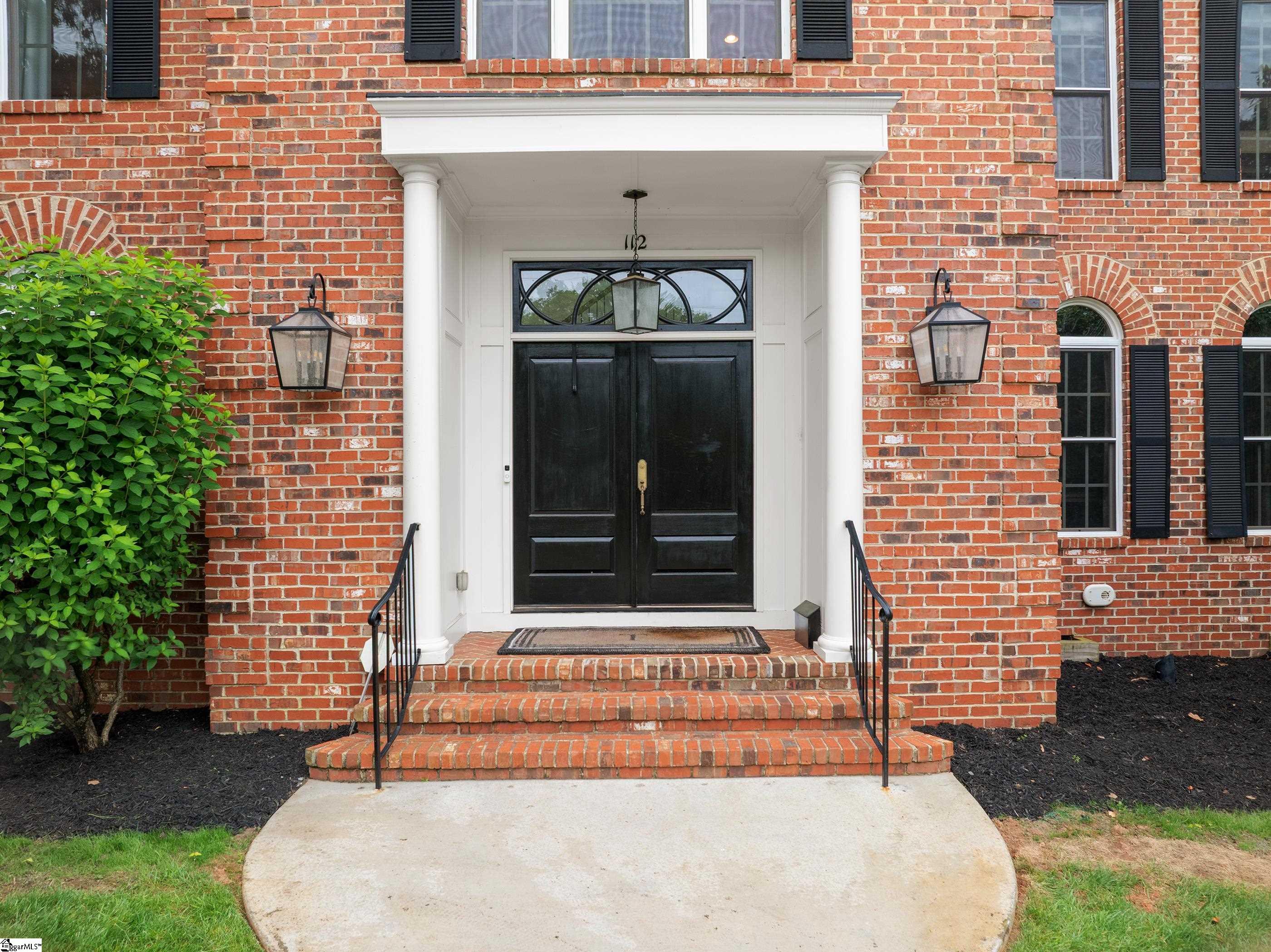 112 Longview Terrace