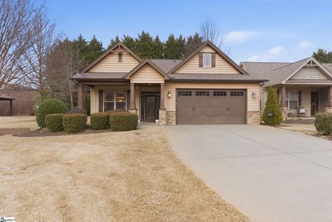 Photo of 32 Dolerite Drive, Taylors, SC 29687 (MLS # 1583386)