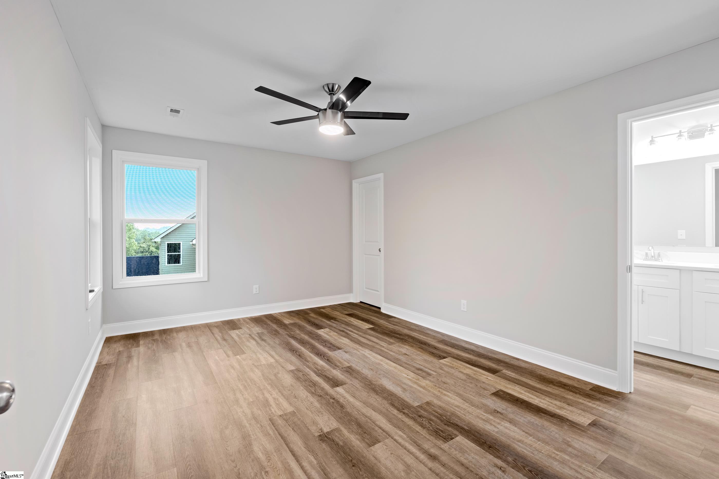 Greenville, South Carolina 29617, United States, 5 Bedrooms Bedrooms, ,4 BathroomsBathrooms,Residential,Active,170117