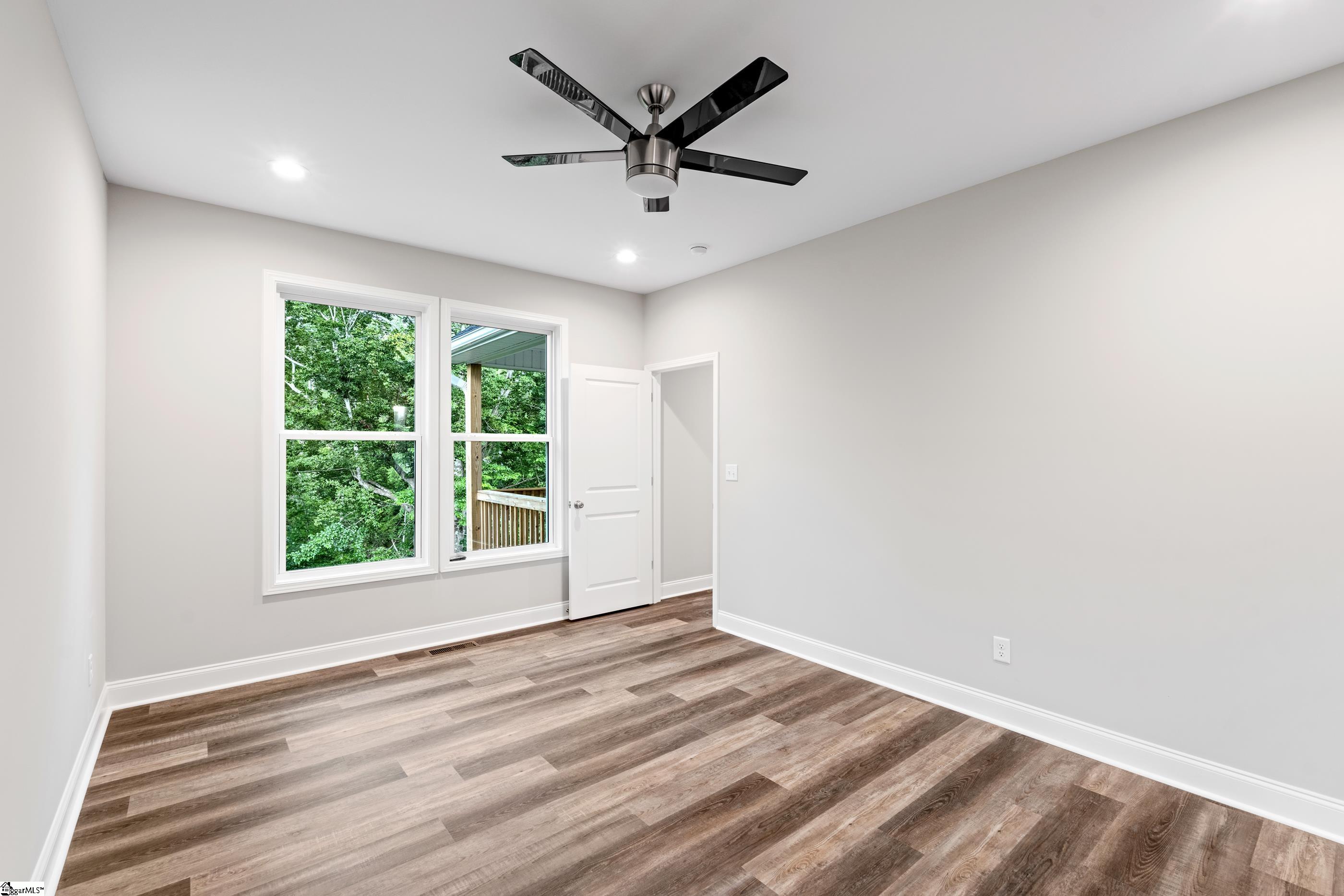 Greenville, South Carolina 29617, United States, 5 Bedrooms Bedrooms, ,4 BathroomsBathrooms,Residential,Active,170117