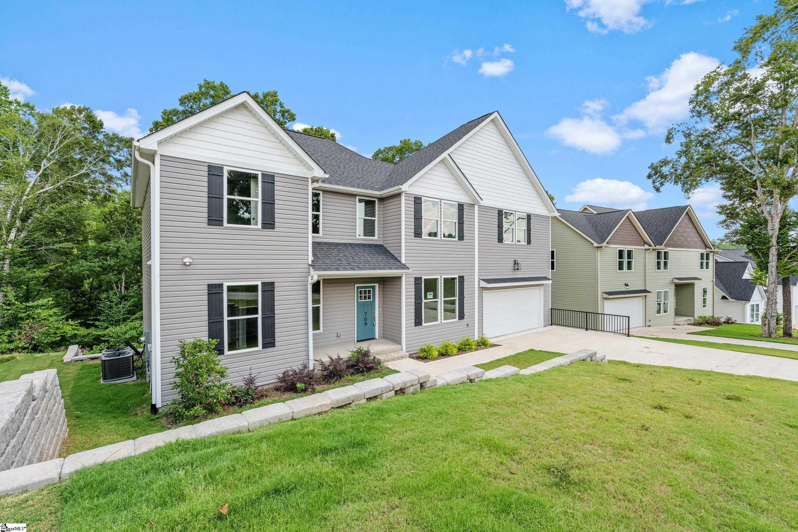 Greenville, South Carolina 29617, United States, 5 Bedrooms Bedrooms, ,4 BathroomsBathrooms,Residential,Active,170117