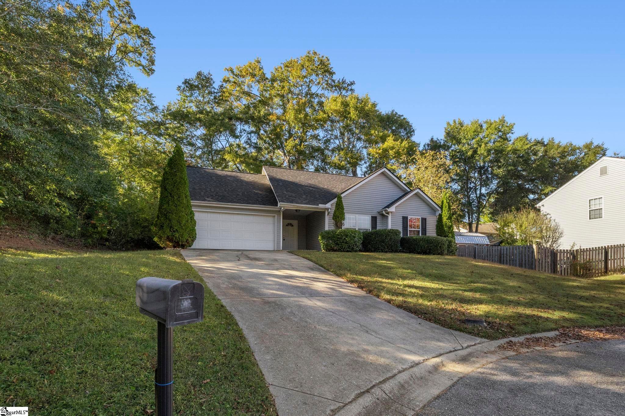 304 Rivereen Way