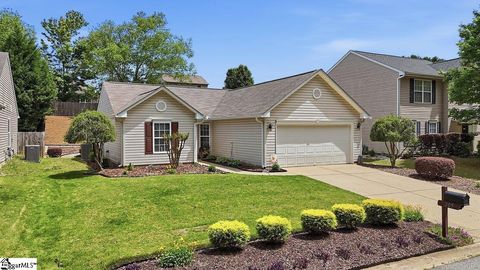 Photo of 205 Garfield Lane, Simpsonville, SC 29681 (MLS # 1590715)