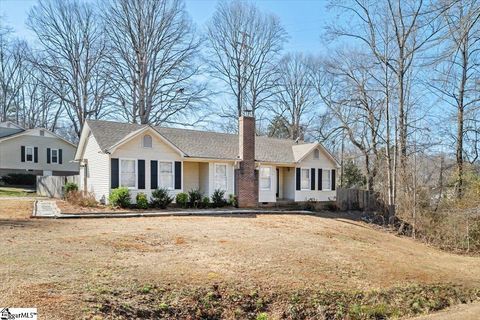 100 Fernande Drive Mauldin SC 29662