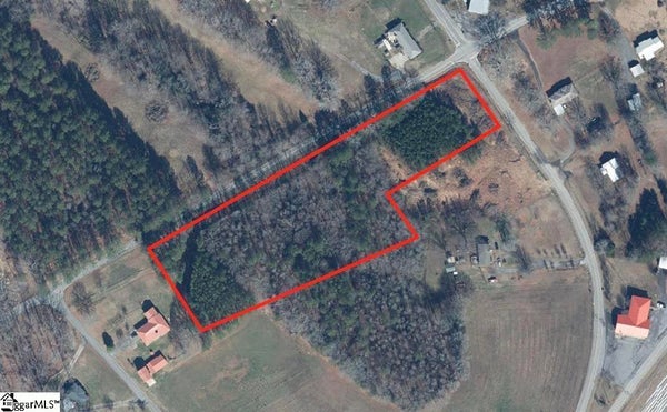 18700 BROWN AVENUE EXT, BELTON, SC 29627 - Image 2e5daa30d8fb3bf374148b3bf4ee7196/2178717491