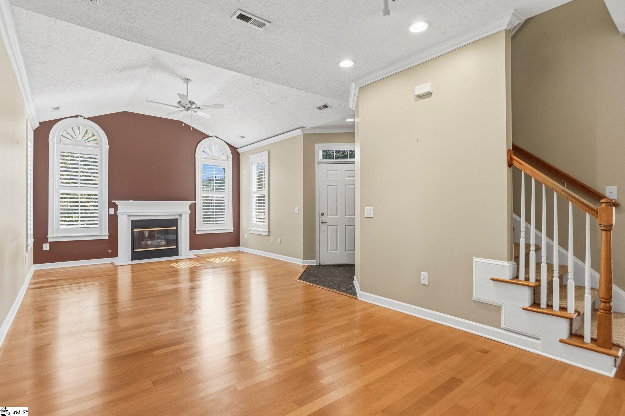 Real Estate Search 3 102 Fudora Circle