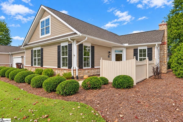 102 FUDORA CIR, SIMPSONVILLE, SC 29681 - Image 2e5e957a88b33ab9c9eee6bc45b2efa5/4285144858
