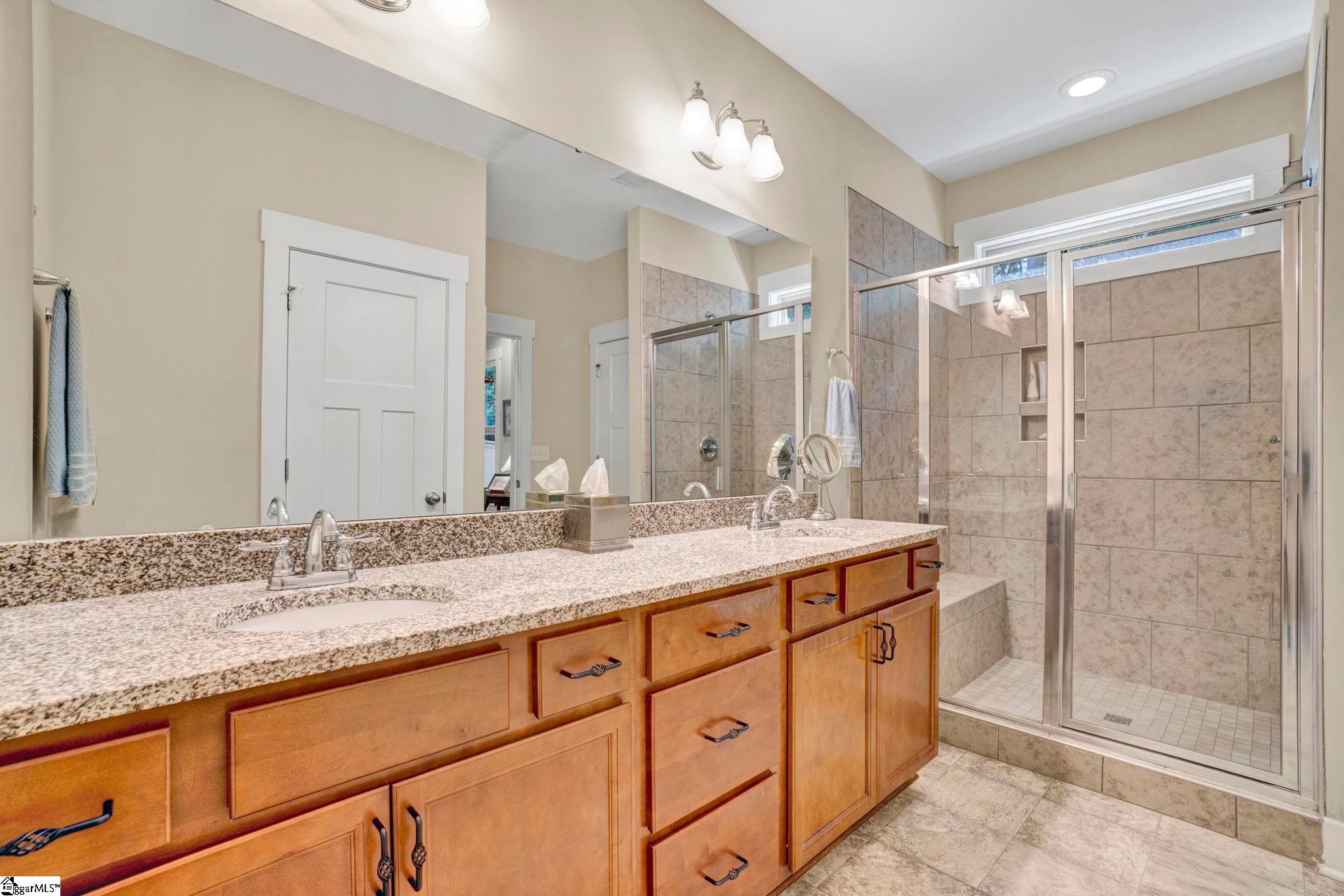 119 Summer Oak Lane, Simpsonville, SC Home for Sale 4 119 Summer Oak Lane