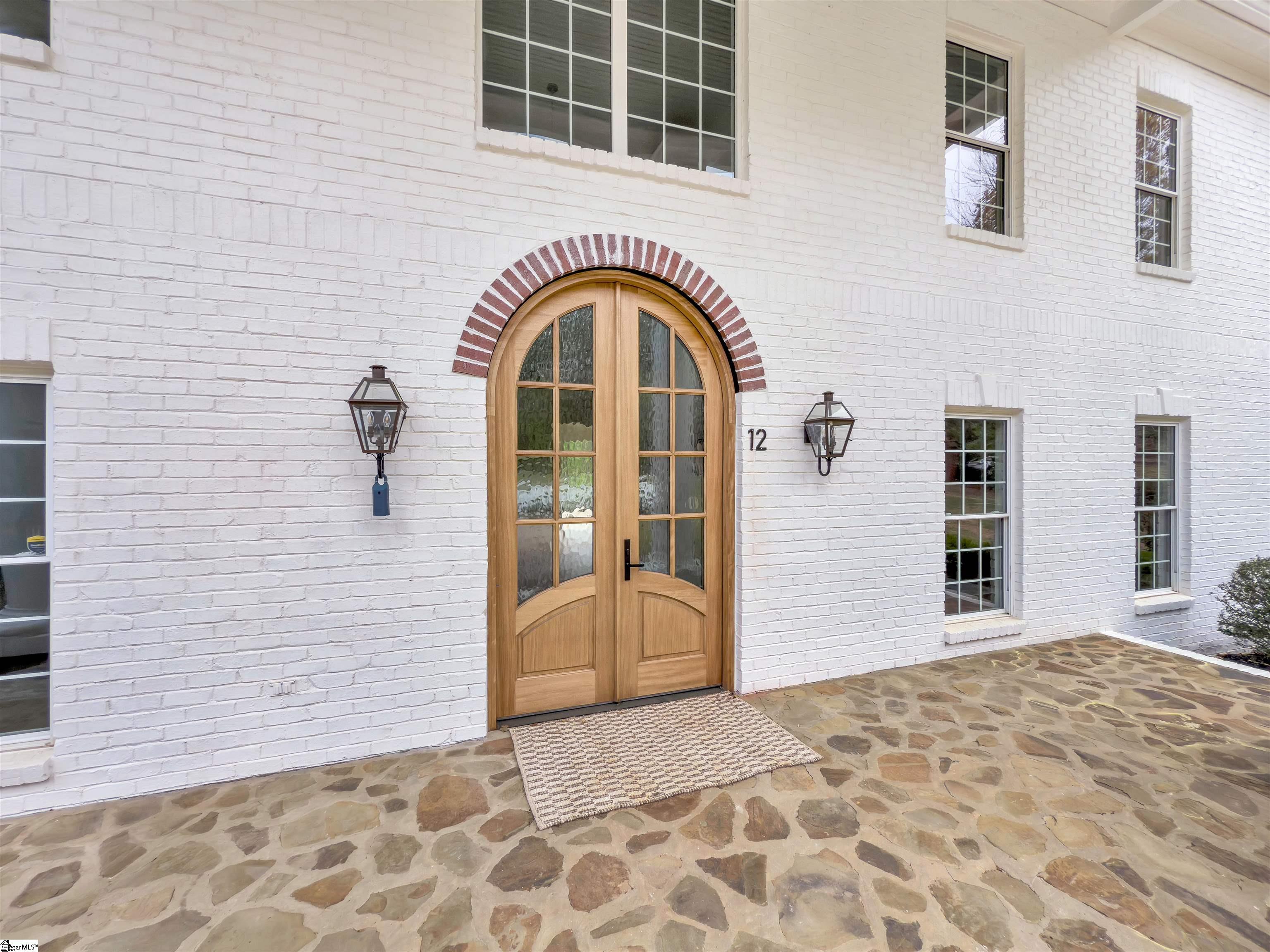 12 Woodvalley Court
