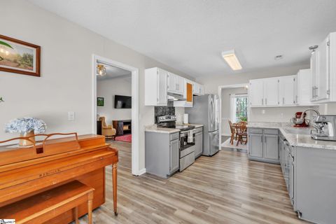 Tiny photo for 104 Boxelder Lane, Simpsonville, SC 29680 (MLS # 1584501)