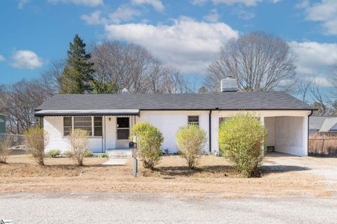 Photo of 354 Captain Guy Road, Clinton, SC 29325 (MLS # 1582043)