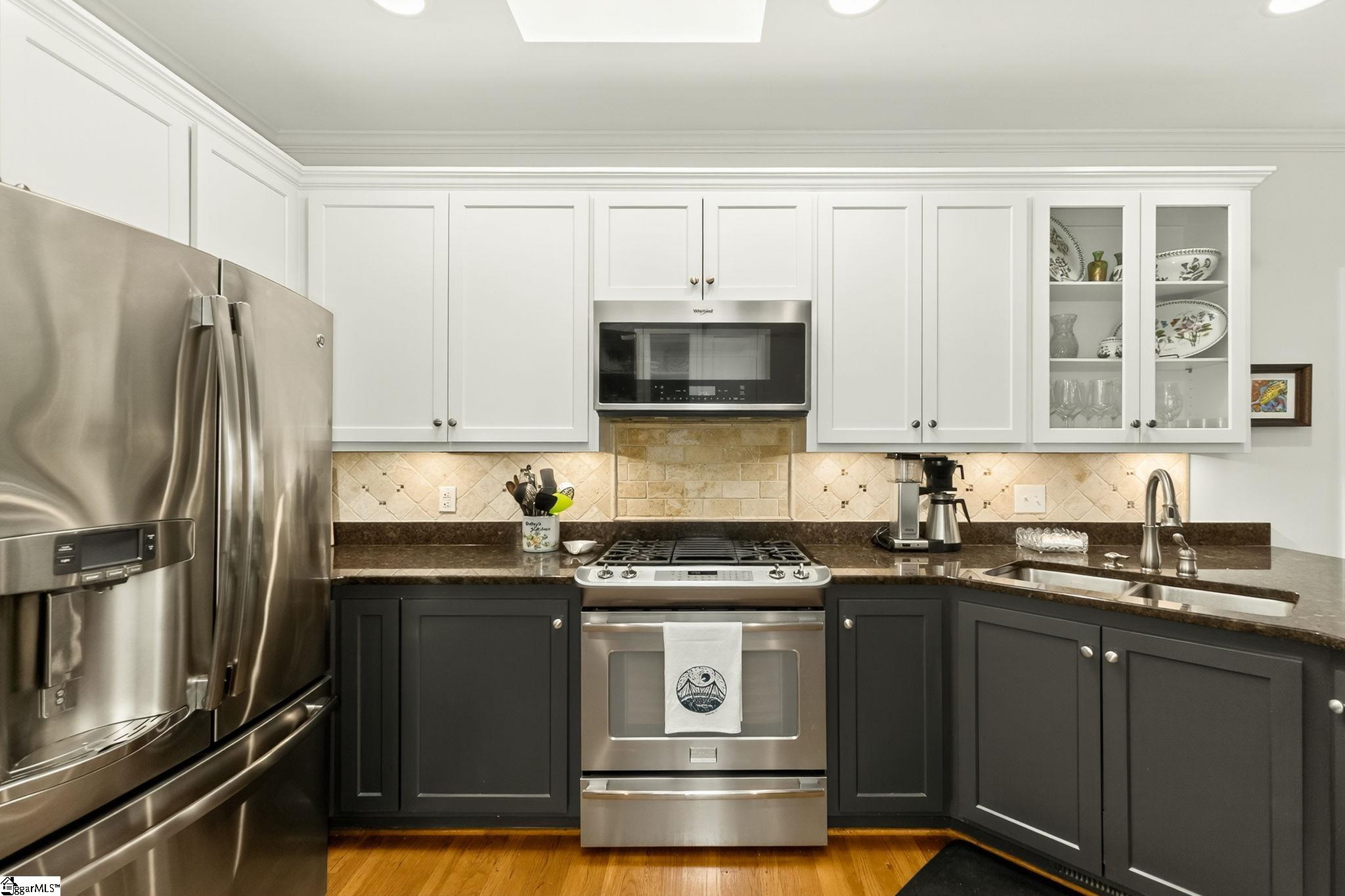 Greer, South Carolina 29650, United States, 3 Bedrooms Bedrooms, ,3 BathroomsBathrooms,Residential,Contingent,222170