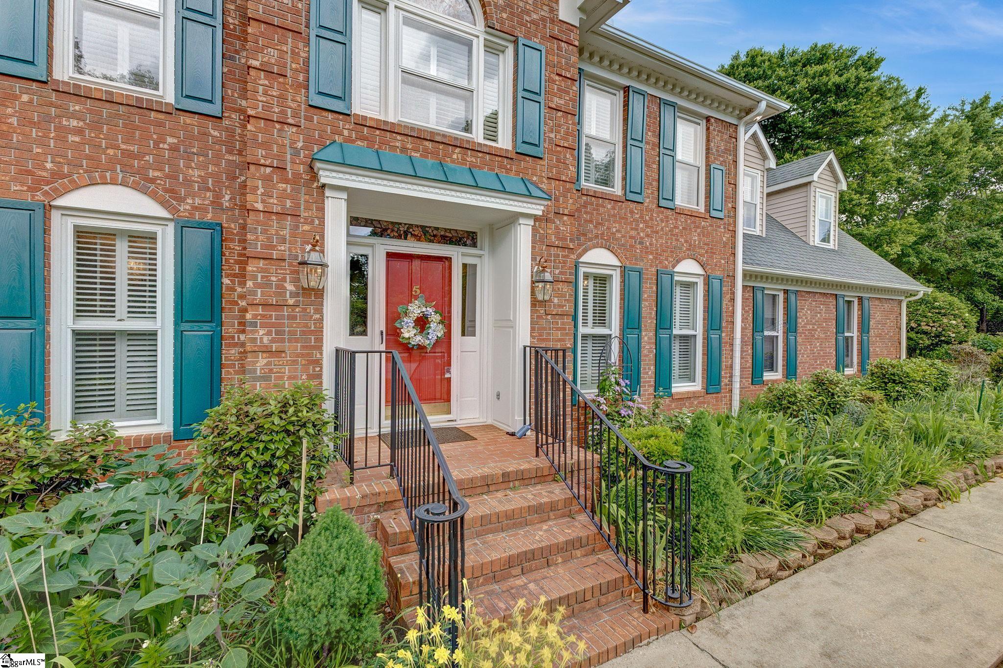 5 Bellfort Court
