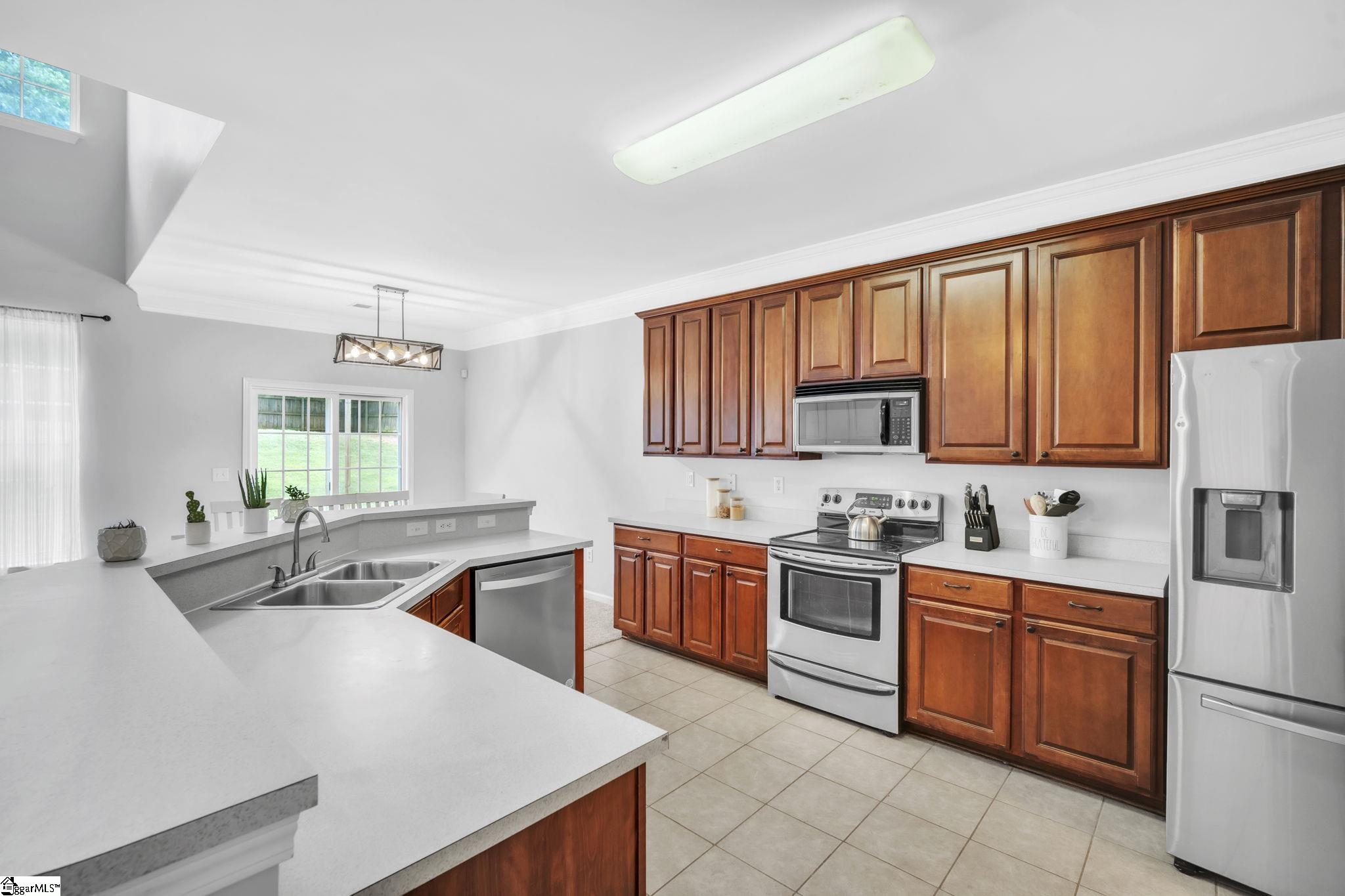 Mauldin, South Carolina 29662, United States, 4 Bedrooms Bedrooms, ,3 BathroomsBathrooms,Residential,Active,161586