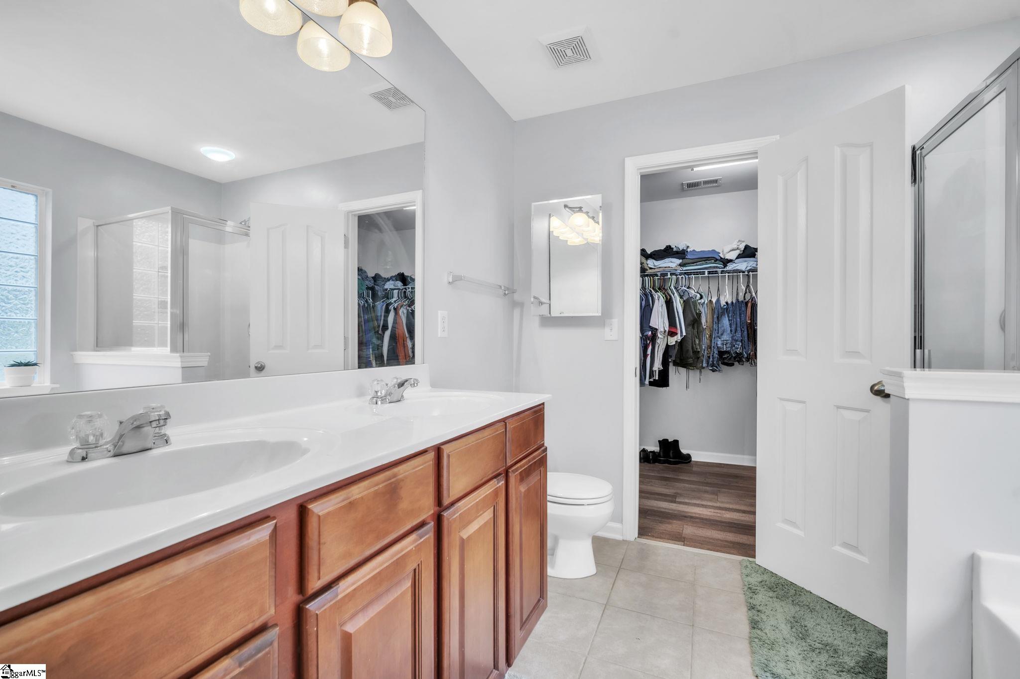 Mauldin, South Carolina 29662, United States, 4 Bedrooms Bedrooms, ,3 BathroomsBathrooms,Residential,Active,161586